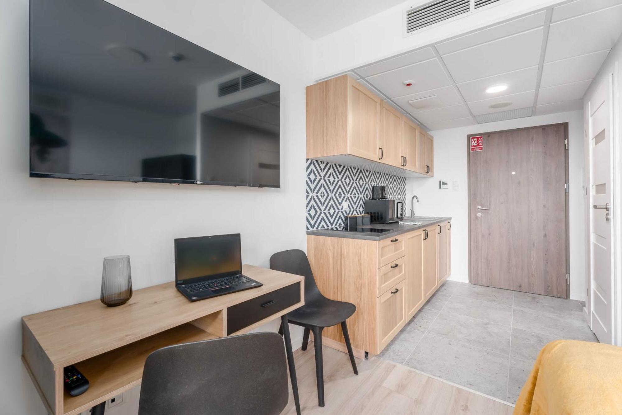 Chill Apartments Pileckiego Варшава Экстерьер фото